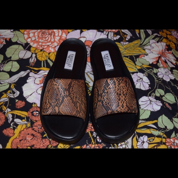 Vintage American Eagle Slides - Picture 2 of 3